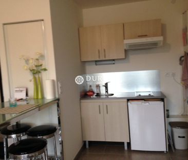 Location Appartement 1 pièce 41m² MONTAIGU VENDEE 85600 - Photo 3