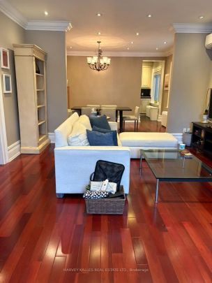 306 Spadina Road #Main - Photo 1