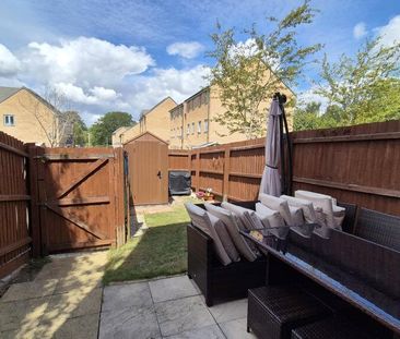 4 bedroom semi detached to rent College Drive, LU5 - Photo 1