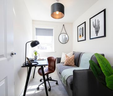 Janaki-Ammal Avenue, Norwich, Cringleford - Photo 2