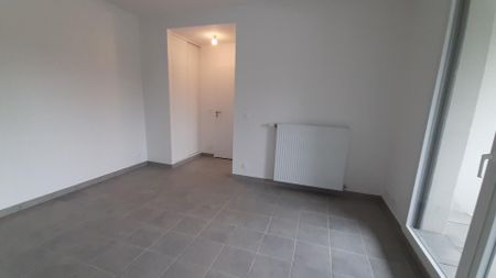 location Appartement T2 DE 44.98m² À GIF SUR YVETTE - Photo 2