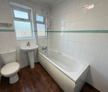 2 bedroom semi-detached house to rent - Photo 2