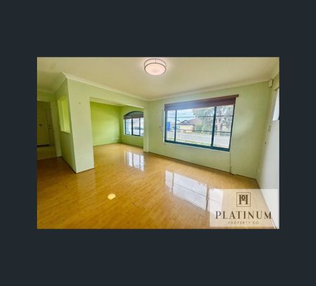 42 Oakhill Heights, Ellenbrook, WA 6069 - Photo 4