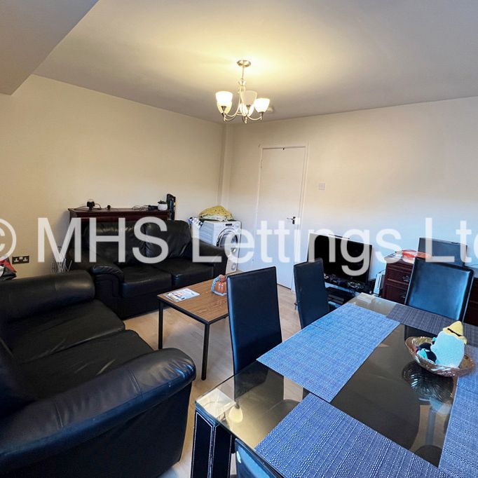 5 Bedroom Ground Floor Flat for rent in Headingley Rise - Photo 1