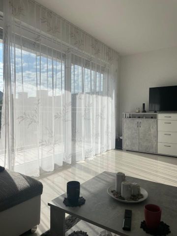 Lichtdurchflutetes Wohnglück: 2-Zimmer-Juwel in Top-Zustand - Photo 2