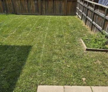 For Lease - 8250 Tulip Tree Drive, Niagara Falls, Ontario - Photo 1