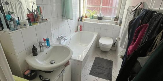 Mieter gesucht für 2 Zimmer Wohnung mit EBK+Stellplatz - Photo 3