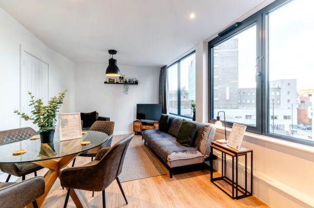 2 Bed Flat, Queen Street, S1 - Photo 1