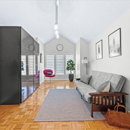 For Lease - 43 Grand Oak Drive, Richmond Hill, Ontario - Photo 1