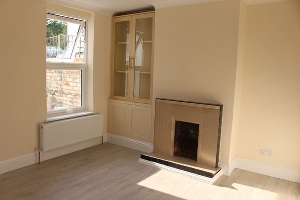 2 Bed End Terrace, Eldon Terrace, RG1 - Photo 1