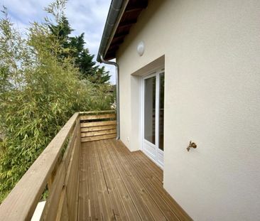 A VILLENEUVE SUR LOT, T2 DE 45,1M2 NEUF, AVEC TERRASSE ET PA - Photo 4