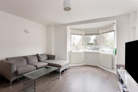 3 bedroom apartment to rent - Photo 2