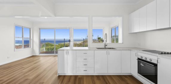 COASTAL BEACH CHARM WITH BREATHTAKING VIEWS - Photo 2