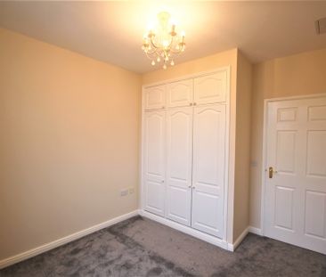 2 bedroom apartment to let - Photo 4