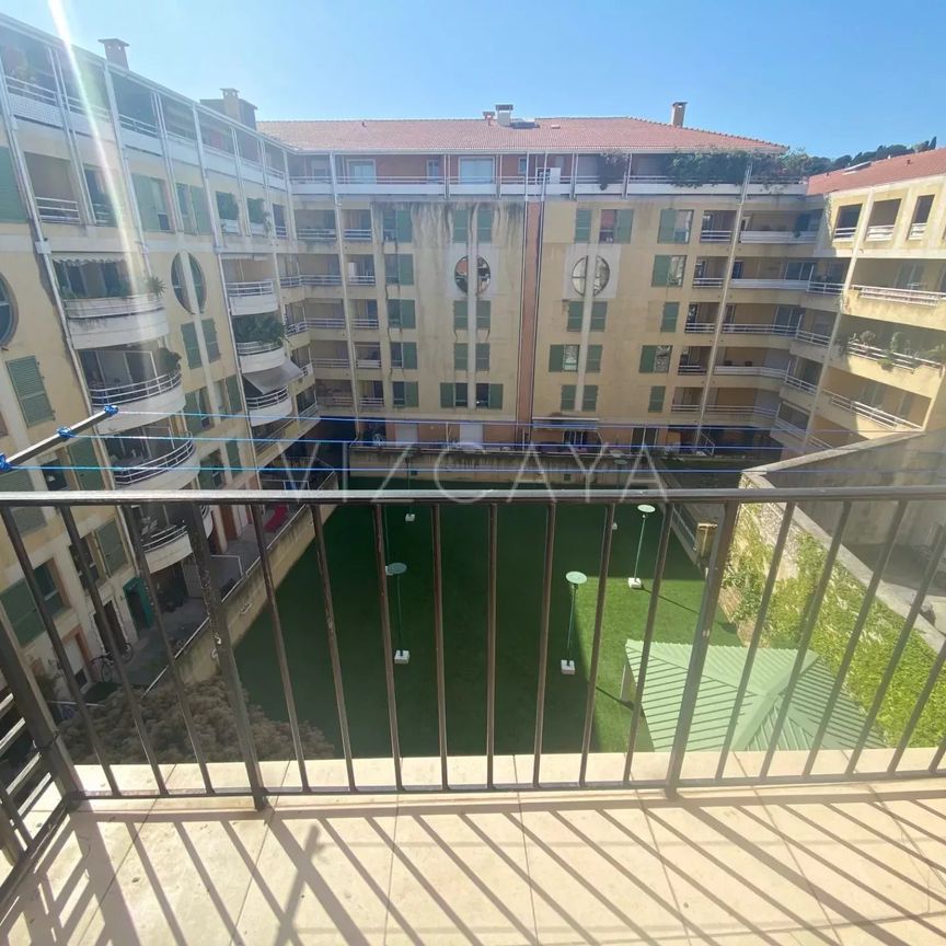 Location Appartement 3 pièces 48m² NICE 06300 - Photo 1