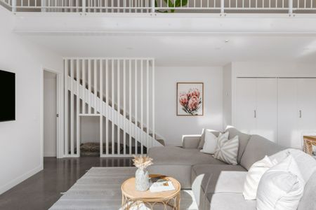 Spacious Family Home - Papamoa - Photo 2