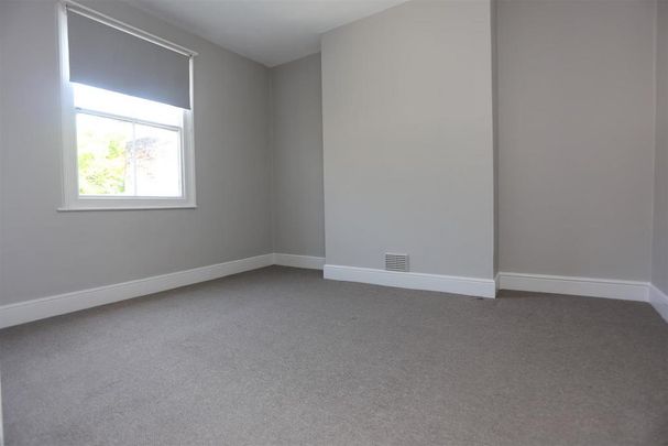 2 bedroom maisonette to rent - Photo 1