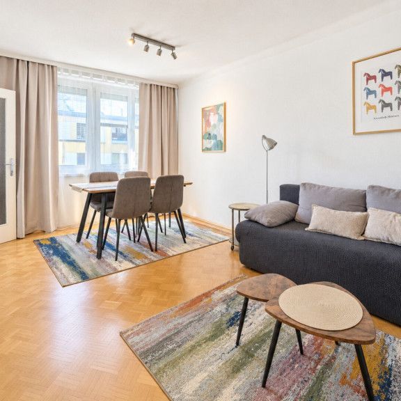 Voll möblierte 3-Zimmer Wohnung in zentraler Lage - Foto 1
