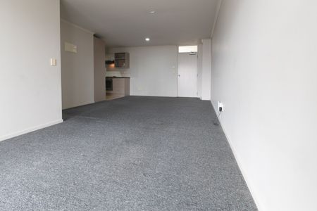 Henderson Apartment - Photo 4