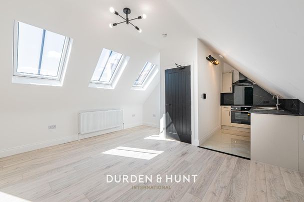 High Street, 118 High Street, Ongar - Photo 1