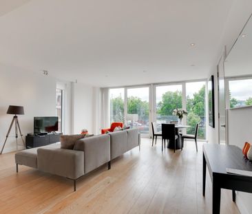 2 bed apartment to rent in Gatliff Road, London, SW1W - Photo 1