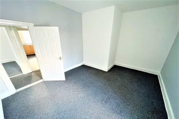 2 bed flat to rent in Collingwood Street, South Shields, NE33 - Photo 1