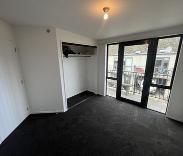 Refurbished apartment in Arrowtown - Photo 6