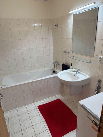 Pronájem bytu 2+kk • 80 m² bez realitkyNad Ryšánkou, Praha - Krč - Fotografie 5