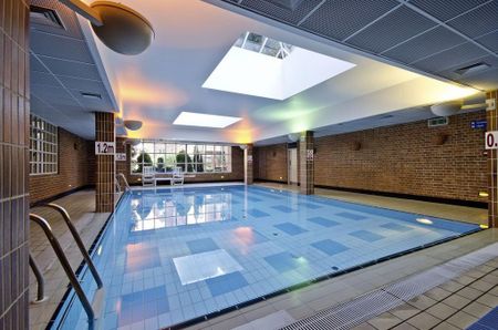 3 bedroom flat to rent - Photo 4