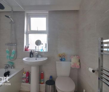 3 bedroom end of terrace house to rent - Photo 6