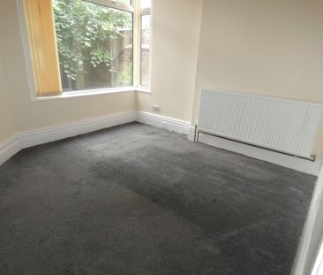 Park Road Flat 1 - Photo 1