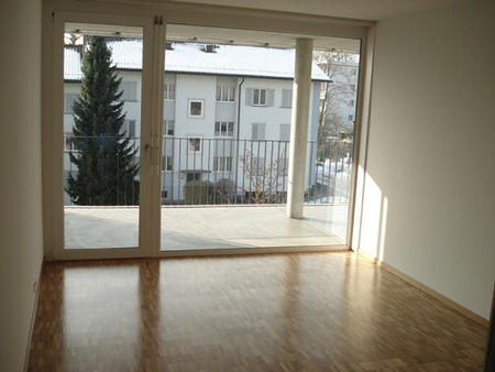 "Grosszügige 3.5-Zimmer-Wohnung in Zürich-Seebach" - Foto 4