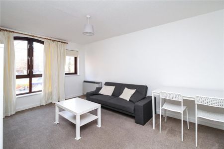 1 bedroom apartment to rent - Photo 2