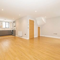 Stour Street, CT1 2PH, Canterbury - Photo 1