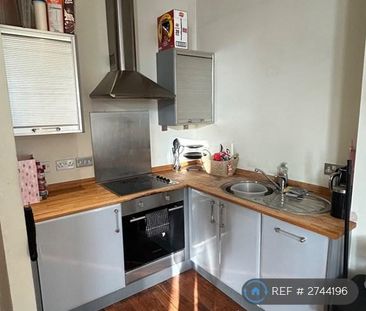 1 bedroom flat to rent - Photo 3