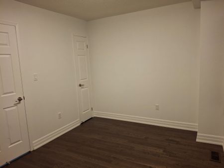 For Lease - 8 Windermere Avenue Unit# 15, Toronto, Ontario - Photo 4