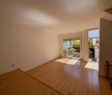 Luxury Semidetached House for rent in el Masnou, Spain - Photo 2