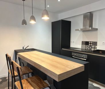 Location Appartement 2 pièces 85m² TOULON 83000 - Photo 6