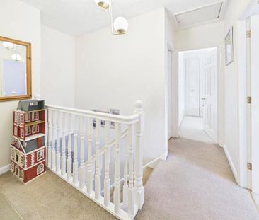 4 bedroom detached house to rent - Photo 1