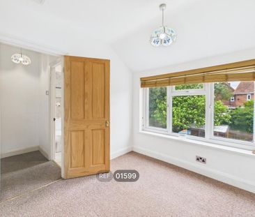 2 bedroom terraced house to rent - Photo 4