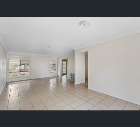 9 Andrews Court, Regency Downs, Qld 4341 - Photo 1