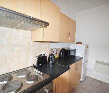 Studio to rent - Photo 4