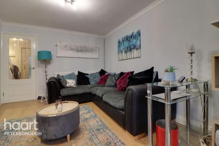2 bedroom terraced house to rent - Photo 3