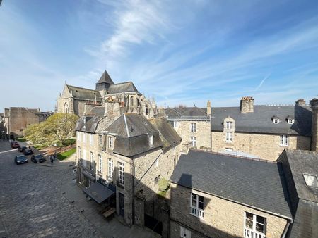 Location Appartement 2 pièces 56m² DINAN 22100 - Photo 5