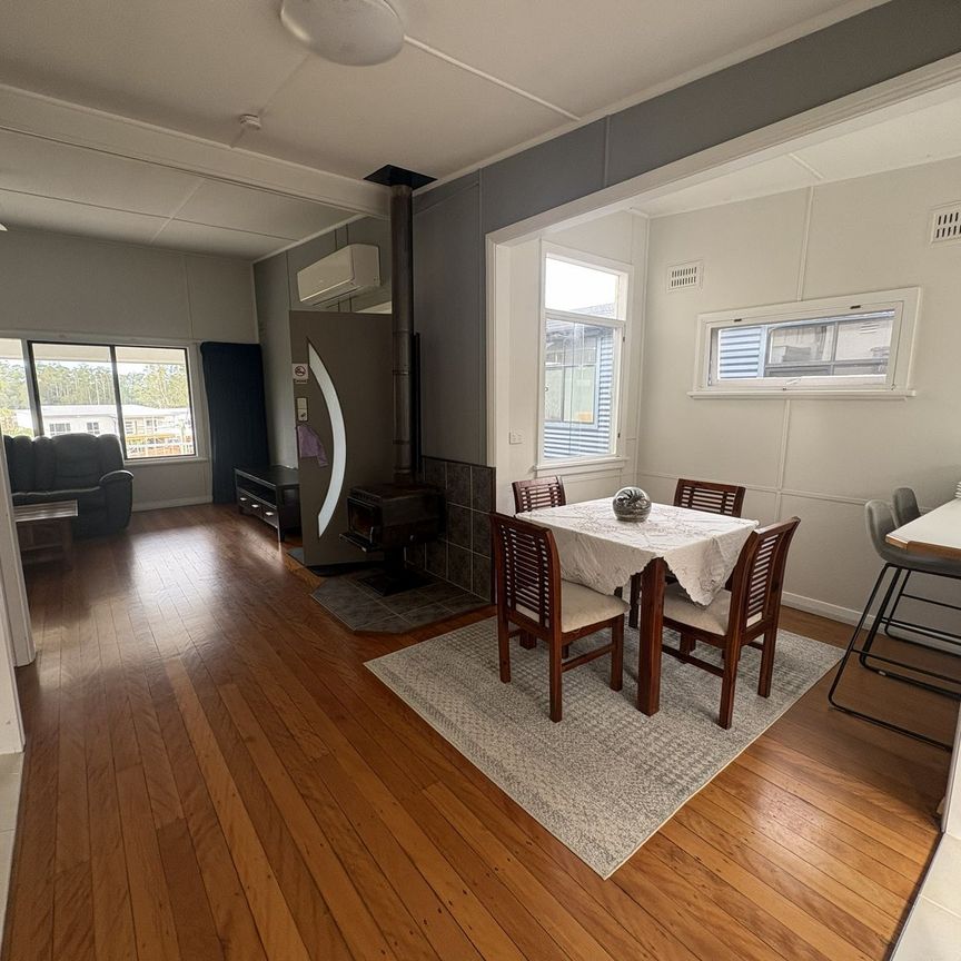 Charming & Comfortable Living - Photo 1