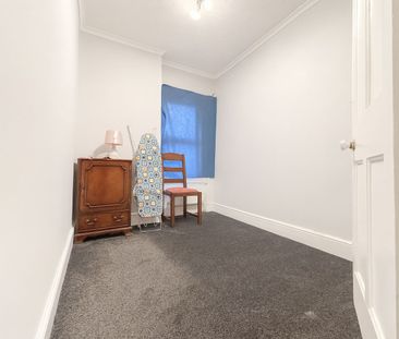 3 Bedroom House To Let - HP12 - Photo 6