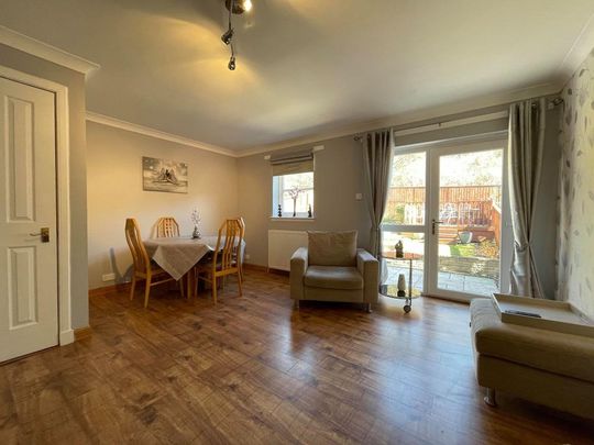 3 bedroom semi-detached house to rent - Photo 1
