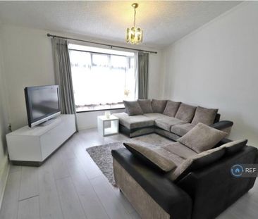 2 bedroom maisonette to rent - Photo 1