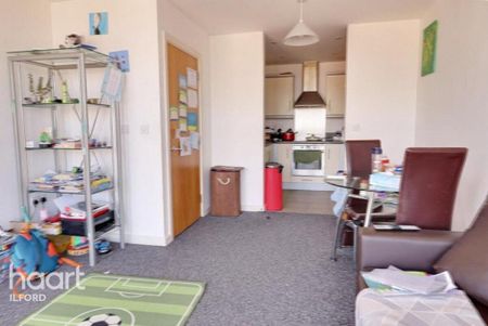 1 bedroom flat to rent - Photo 2