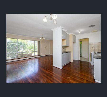 92 Sussex Road, Forrestfield, WA 6058 - Photo 3